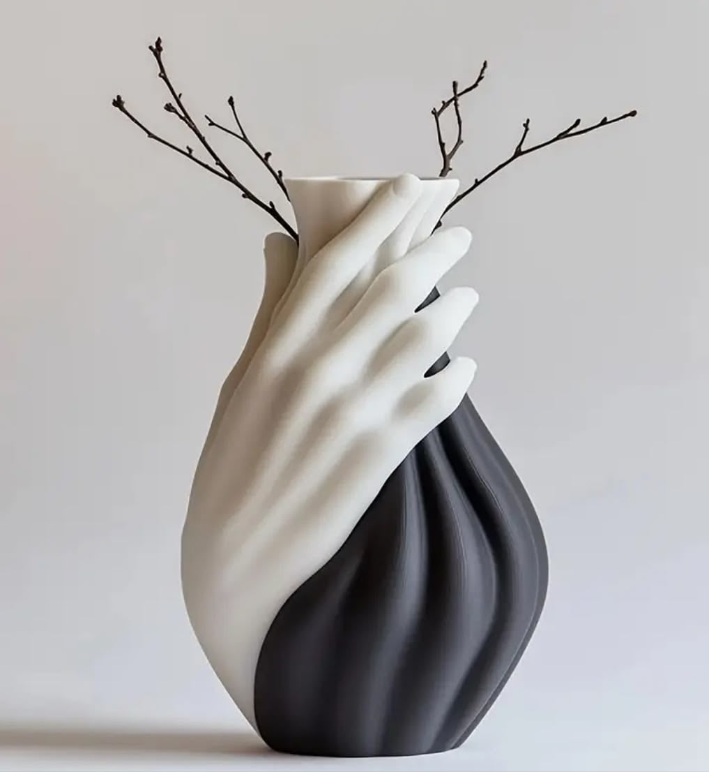 The Embrace Vase